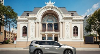 VinFast Limo Green gia nhập dịch vụ taxi điện 7 chỗ Xanh SM Limo, nhận diện bằng hai màu riêng biệt